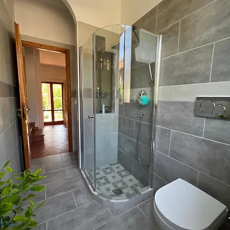 Denise B&B 3* Madonna Oca